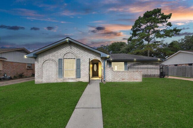 property at 23223 Canyon Lake Dr