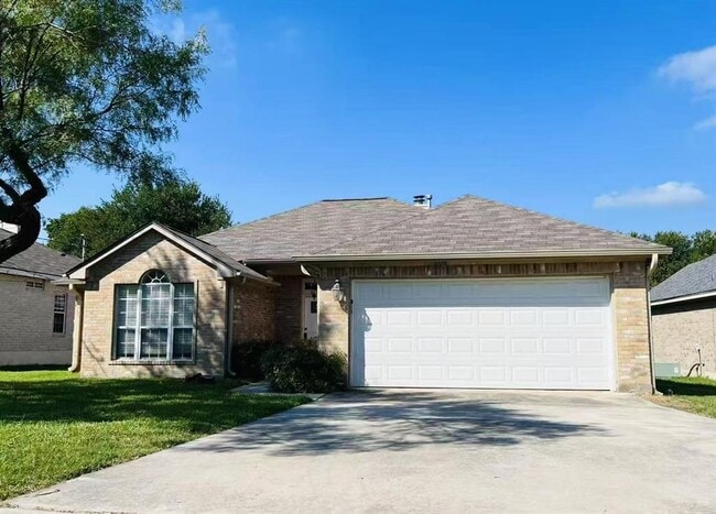 1116 Cimarron Ct in San Marcos, TX - Building Photo - Building Photo