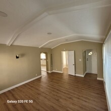 1424 Orizaba Ave in Long Beach, CA - Foto de edificio - Building Photo