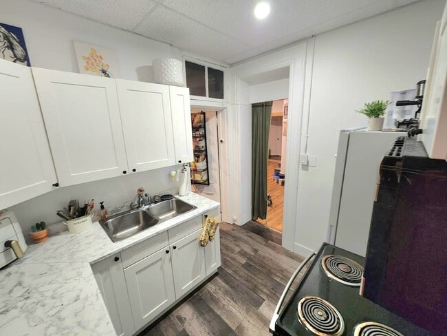 property at 20 Queen St