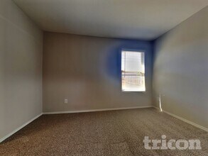 1805 Westfall Dr in Anna, TX - Foto de edificio - Building Photo