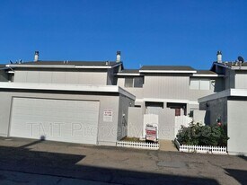 610 E Newlove Dr in Santa Maria, CA - Building Photo