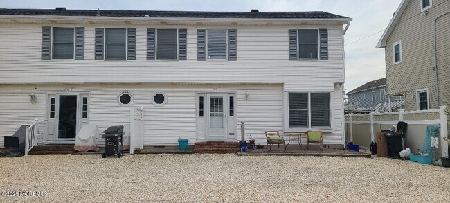 property at 400 W Central Ave