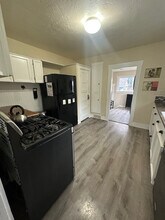 80 N Sugar St in Nampa, ID - Foto de edificio - Building Photo