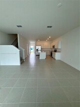 512 Hart Ln in Dundee, FL - Building Photo - Building Photo