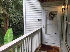 2025 Brian Way in Decatur, GA - Building Photo