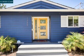 1349 Eastshore Dr in Alameda, CA - Building Photo - Building Photo