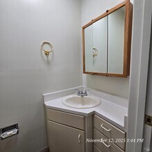 807 Lovers Ln in Vacaville, CA - Building Photo - Building Photo