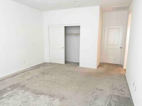 15976 Lasselle St in Moreno Valley, CA - Building Photo - Building Photo