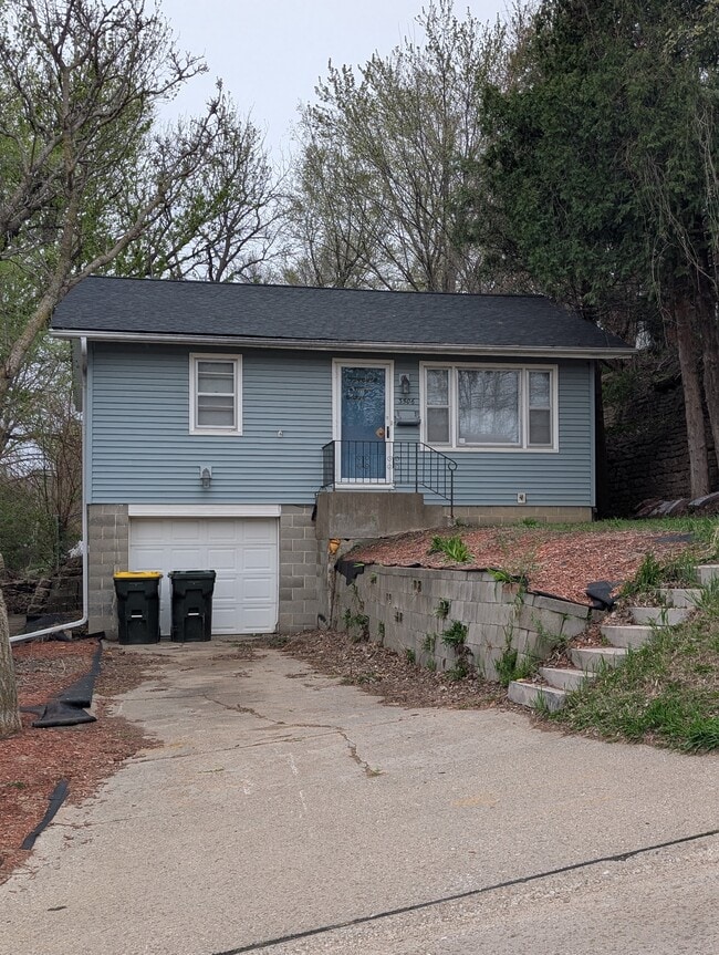 property at 3506 Dodge Ave