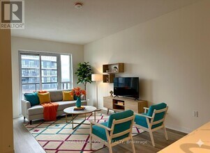 15 Watergarden Dr in Mississauga, ON - Building Photo - Building Photo