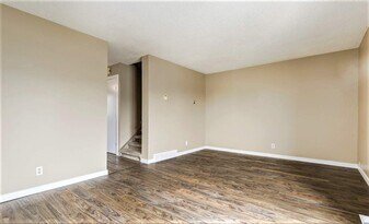 Blue Sage Townhouses in Moose Jaw, SK - Building Photo