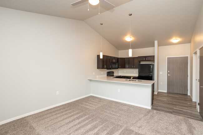 The Brixx 2 Apartments in Sioux Falls, SD - Building Photo - Interior Photo