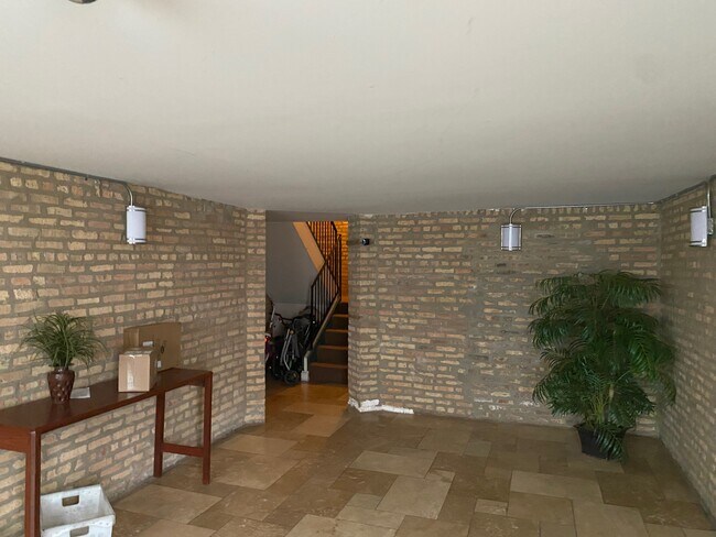 6424 S Woodlawn Ave in Chicago, IL - Building Photo - Building Photo