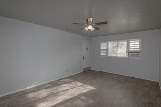 4103 17th St in Lubbock, TX - Building Photo - Building Photo