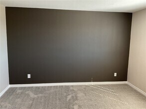 6184 Rathbone St in Las Vegas, NV - Building Photo - Building Photo