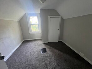 3604 E 117th St in Cleveland, OH - Building Photo - Building Photo