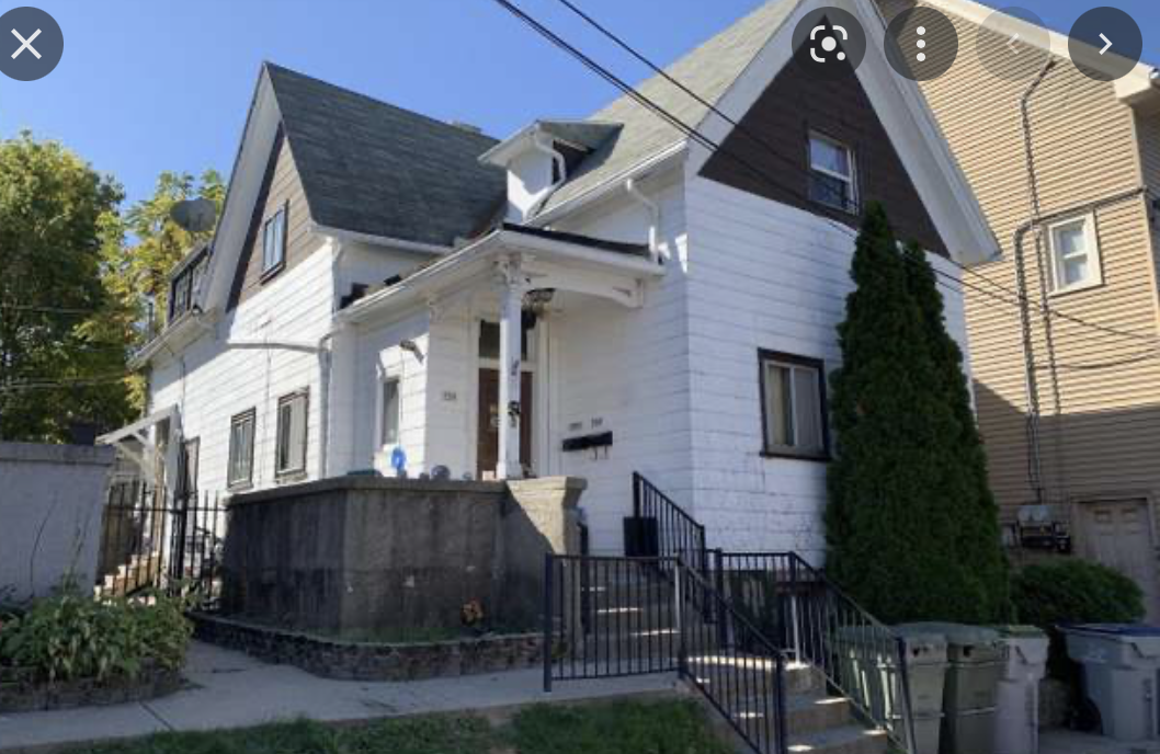 709 E Brady St, Unit 1 in Milwaukee, WI - Building Photo