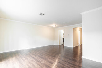 Camelot Apartments in Orange, TX - Building Photo - Interior Photo