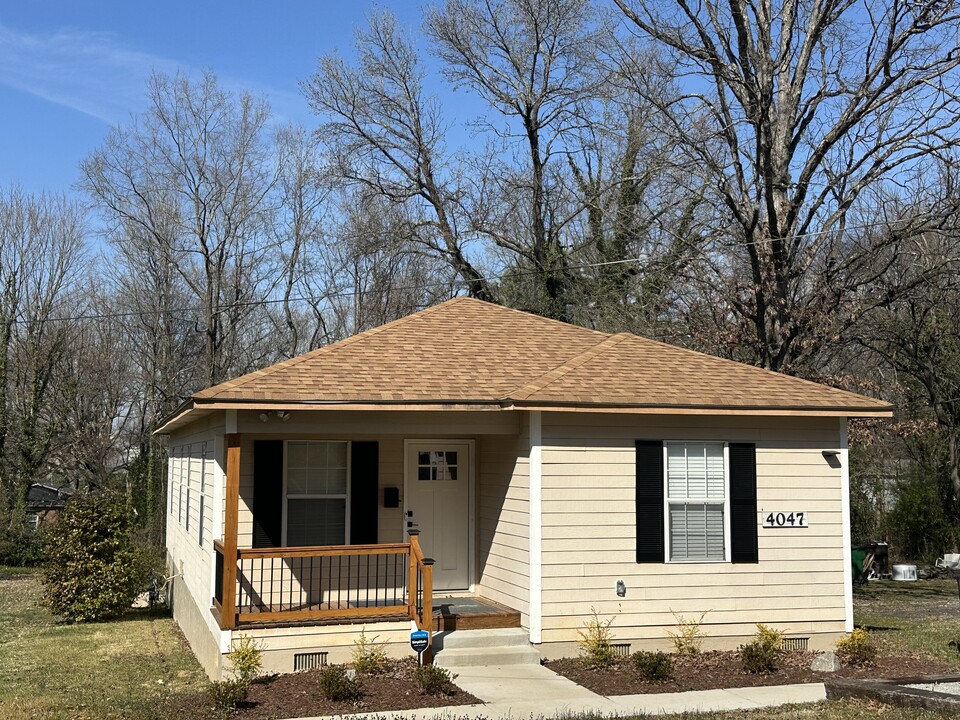 4047 Redwood Ave in Charlotte, NC - Building Photo