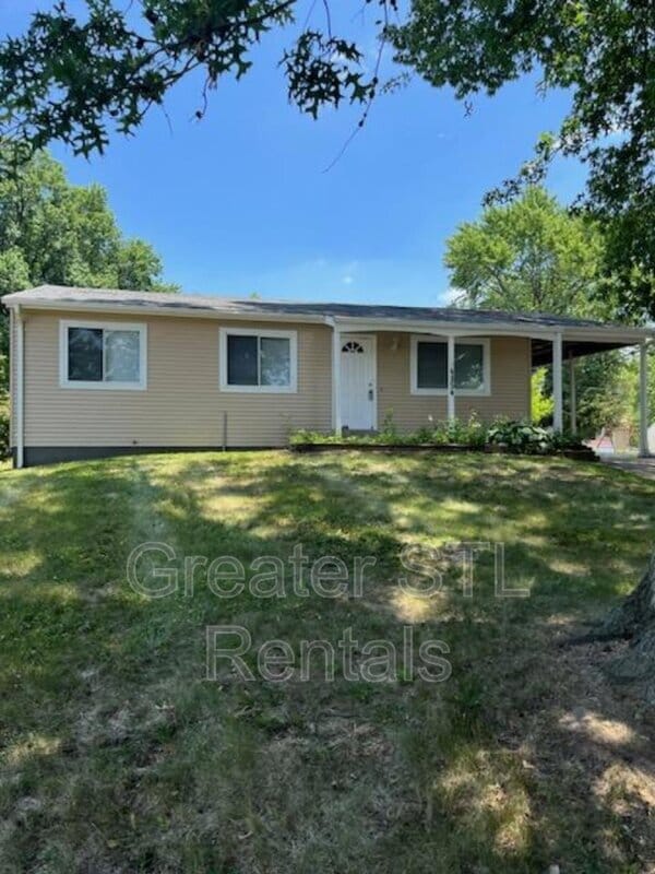 property at 4854 Plum Tree Cir