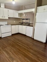 42 Lucky Lane in Barboursville, WV - Building Photo