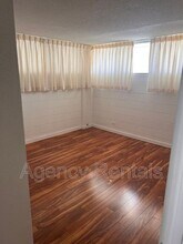 1702 Kewalo St in Honolulu, HI - Building Photo - Building Photo