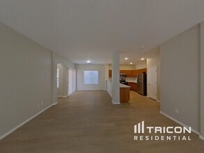 8605 W Sonora St in Tolleson, AZ - Building Photo - Building Photo