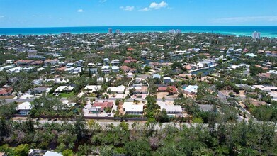 620 Venice Ln in Siesta Key, FL - Building Photo - Building Photo