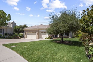 238 Lake Sherwood Dr