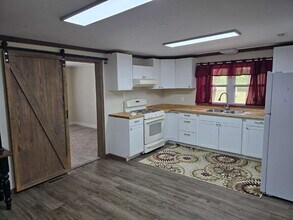 844 Old Church Rd in Swansboro, NC - Building Photo - Building Photo