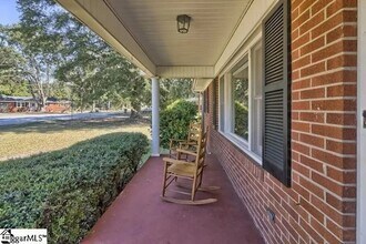 414 Mapleton Dr in Greenville, SC - Building Photo - Building Photo