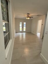 4620 McGregor Blvd, Unit 2B-1B Apartment in Ft. Myers, FL - Building Photo - Building Photo