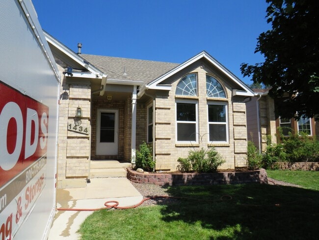 property at 1434 S Canoe Creek Dr