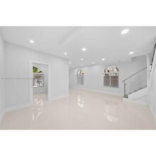 3143 Day Ave in Miami, FL - Building Photo - Building Photo