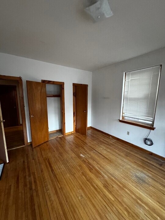 160 Strathmore Rd, Unit #1 in Boston, MA - Building Photo