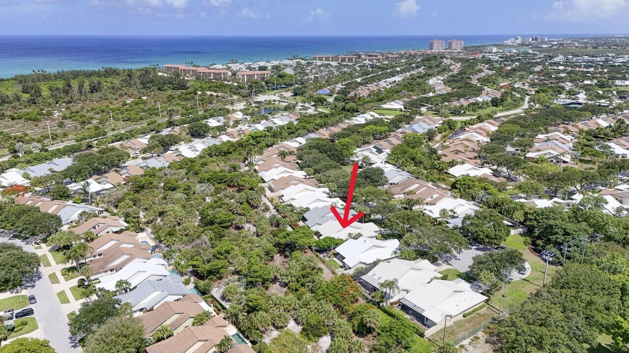 335 Ridge Rd in Jupiter, FL - Building Photo