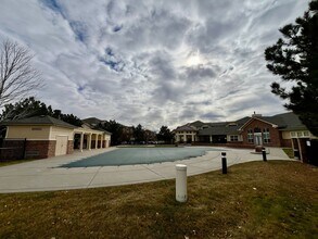 5726 N Genoa Way in Aurora, CO - Foto de edificio - Building Photo