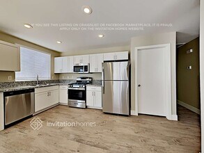 885 Angelus Oaks Dr in Henderson, NV - Building Photo - Building Photo