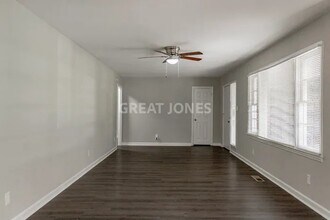 209 Ashby Way in Warner Robins, GA - Building Photo - Building Photo