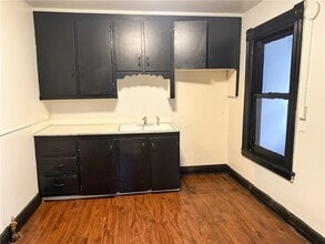 6-7 Calihan Park in Rochester, NY - Building Photo - Building Photo