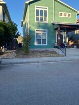 643 Leigh St in San Antonio, TX - Building Photo