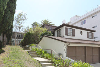 1725 Malcolm Ave in Los Angeles, CA - Building Photo - Building Photo