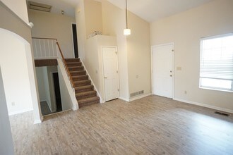 9392 Burlington Ln in Littleton, CO - Building Photo - Building Photo