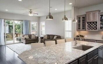 11016 Cut Plains Loop in Austin, TX - Building Photo - Building Photo