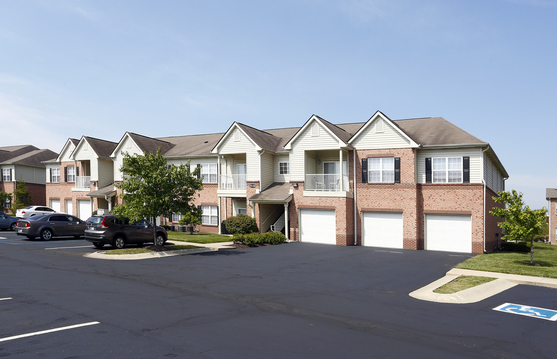 Saratoga Crossing Apartment Homes in Plainfield, IN - Building Photo