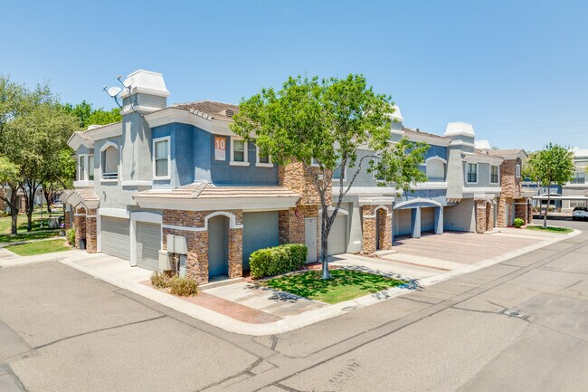 Artessa in Peoria, AZ - Building Photo - Building Photo