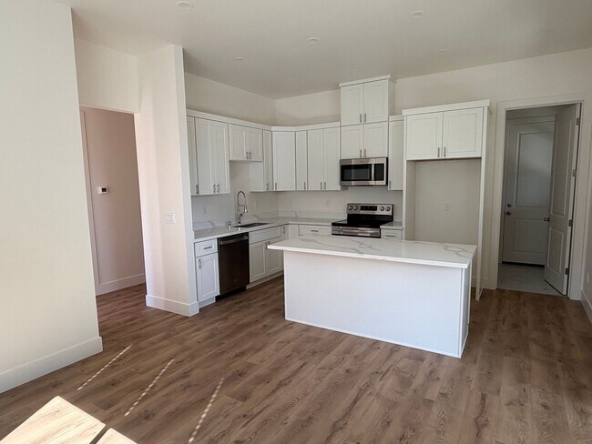 5590 Illinois Ave in Fair Oaks, CA - Building Photo - Building Photo