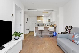 279 Sumpter St in Brooklyn, NY - Building Photo - Building Photo