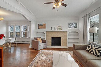 906 W Keith Ave in Waukegan, IL - Building Photo - Building Photo